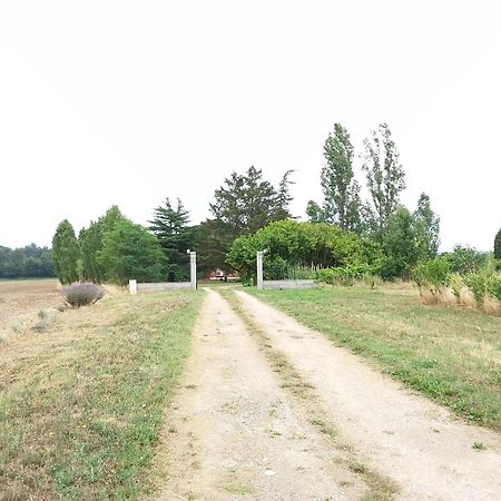 Charmante Dependance En Campagne Samatan Exteriér fotografie